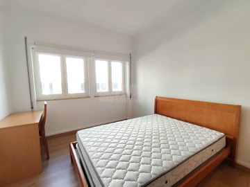 Apartamento T4 para Venda em Covilhã e Canhoso