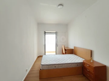 Apartamento T4 para Venda em Covilhã e Canhoso