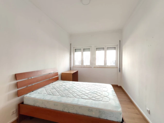Apartamento T4 para Venda em Covilhã e Canhoso Foto 7