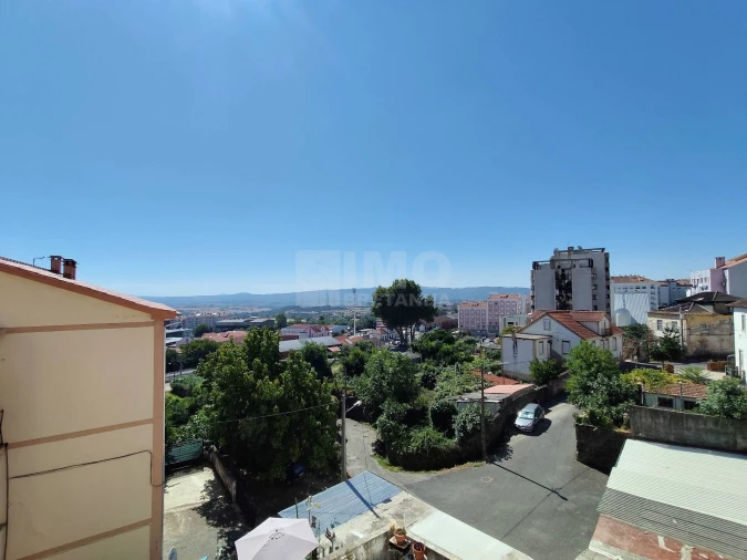 Apartamento T4 para Venda em Covilhã e Canhoso Foto 17