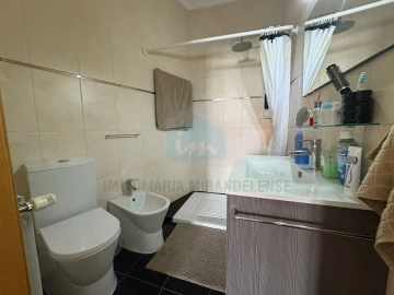 Moradia T3 para Venda em Carvalhais