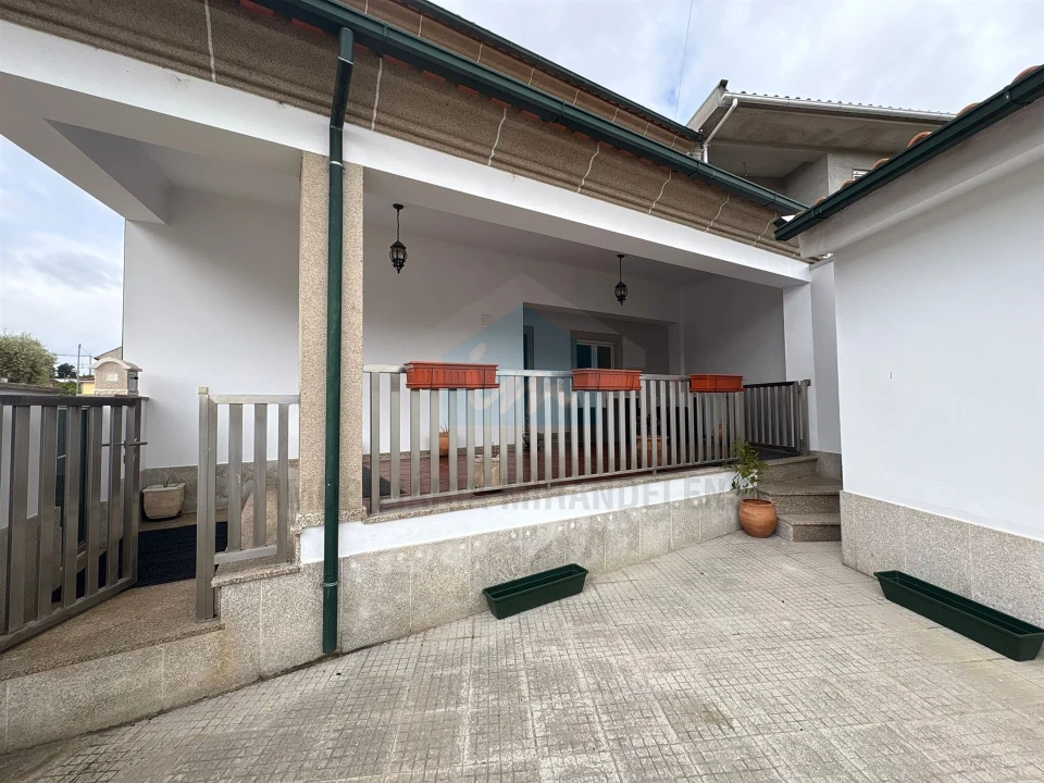 Moradia T3 para Venda em Carvalhais Foto 26