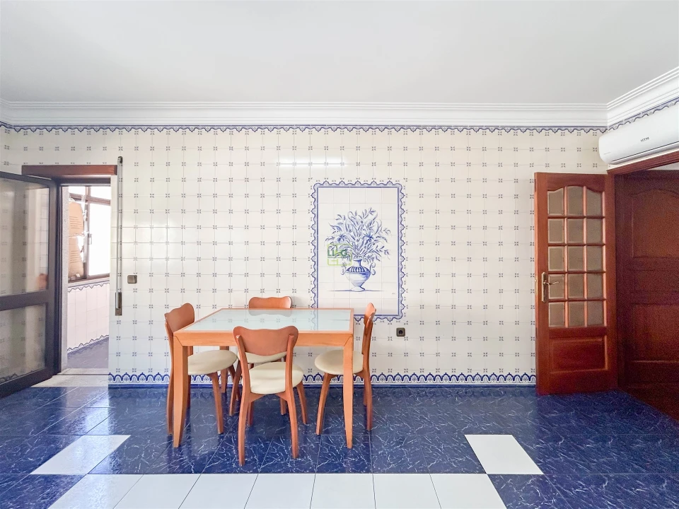 Apartamento T3 para Arrendamento em Castelo Branco Foto 18