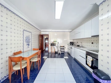 Apartamento T3 para Arrendamento em Castelo Branco