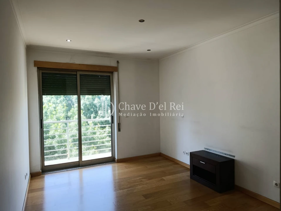 Apartamento T3 para Venda em Viseu Foto 18