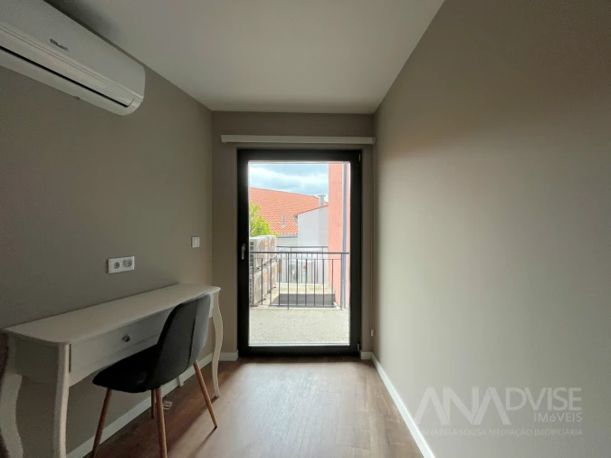 Apartamento T2 para Venda em Viseu Foto 18