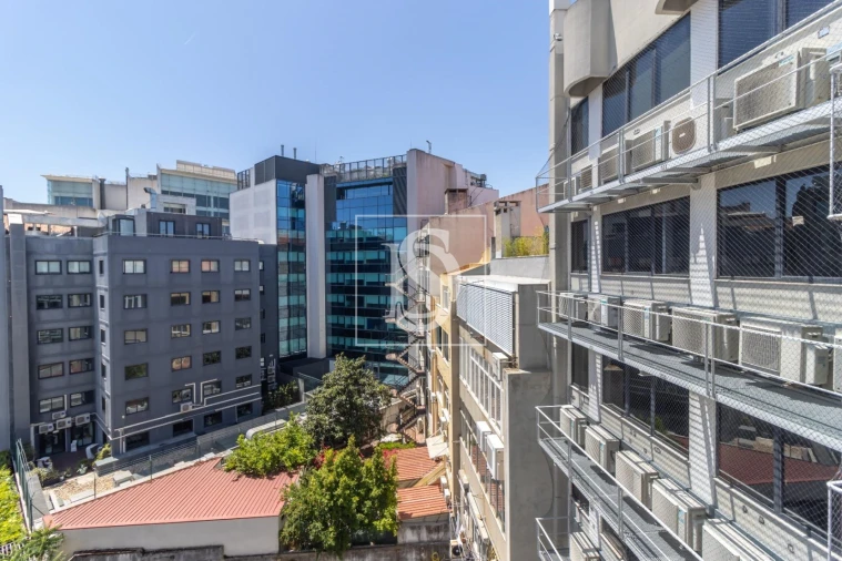 Apartamento T1 para Venda em Arroios Foto 31