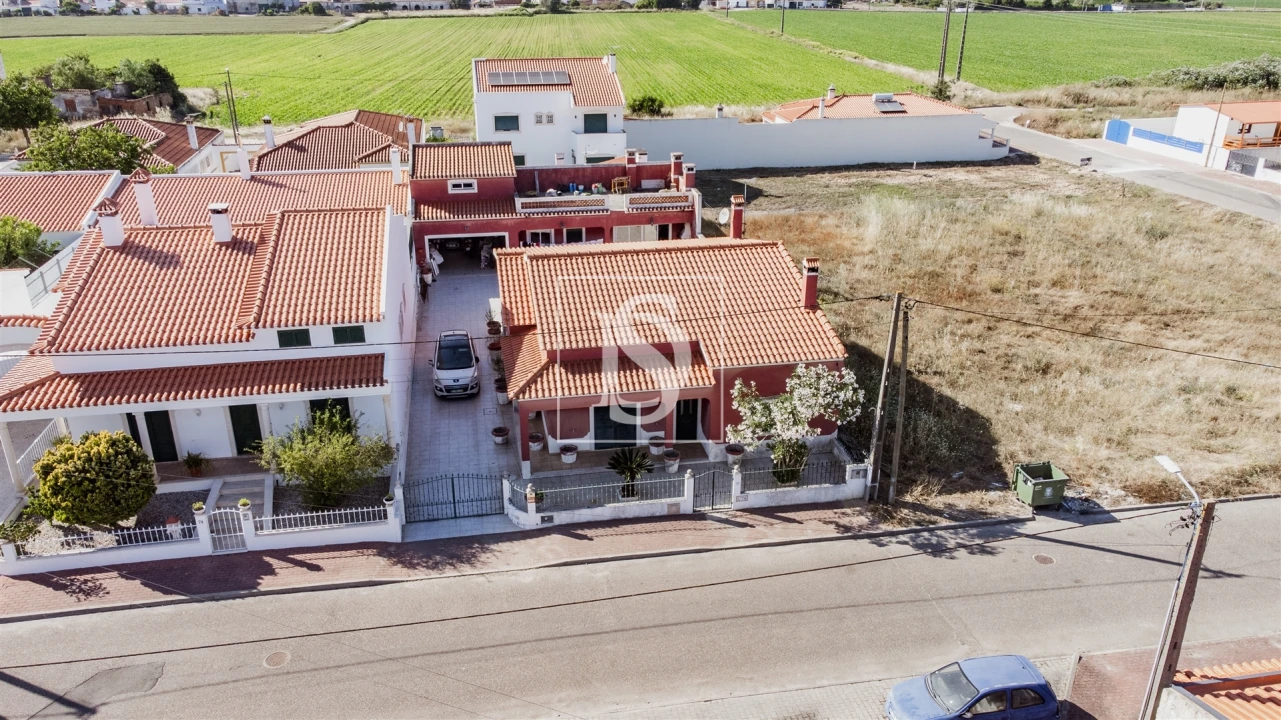 Moradia T4 para Venda em Benfica do Ribatejo Foto 5