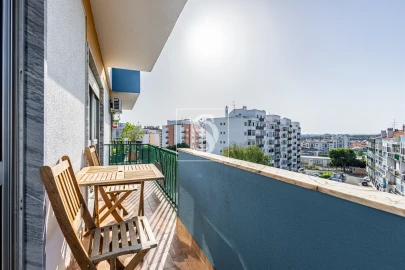 Apartamento T3 para Venda em Marvila, Ribeira Santarém, São Salvador, São Nicolau