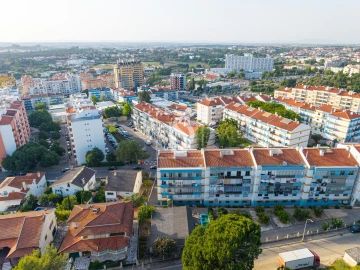 Apartamento T3 para Venda em Marvila, Ribeira Santarém, São Salvador, São Nicolau