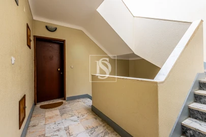 Apartamento T3 para Venda em Marvila, Ribeira Santarém, São Salvador, São Nicolau