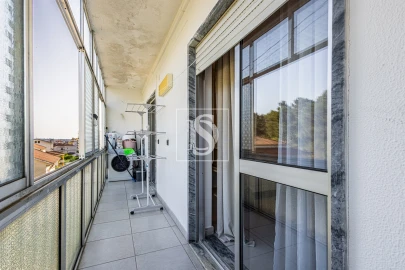 Apartamento T3 para Venda em Marvila, Ribeira Santarém, São Salvador, São Nicolau