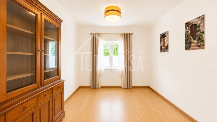 Apartamento T1 para Venda em Póvoa de Santo Adrião e Olival Basto Foto 3