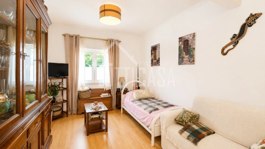Apartamento T1 para Venda em Póvoa de Santo Adrião e Olival Basto Foto 2