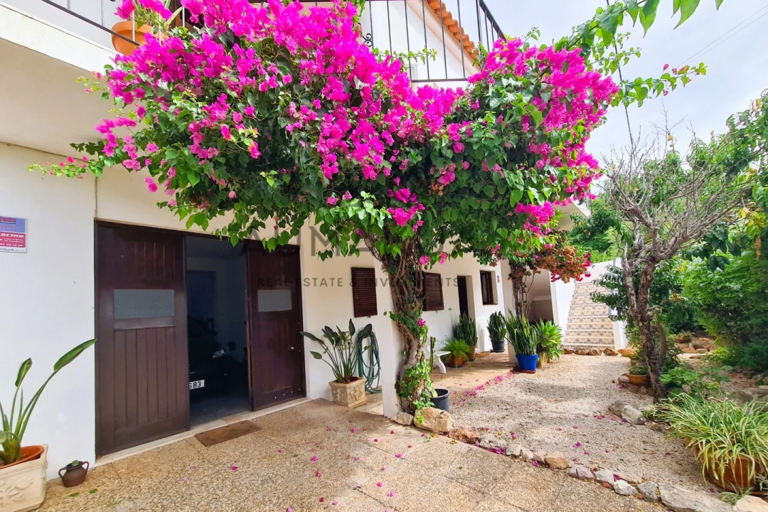 Moradia T5 para Venda em Paderne Foto 1