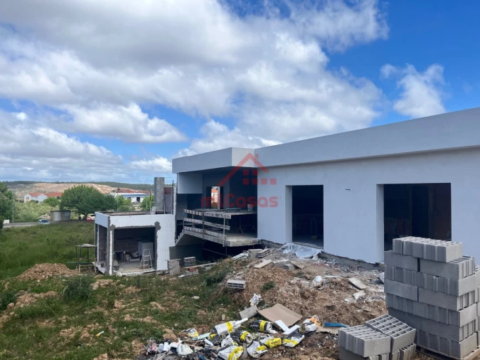 Moradia T3 para Venda em Maxial e Monte Redondo Foto 17