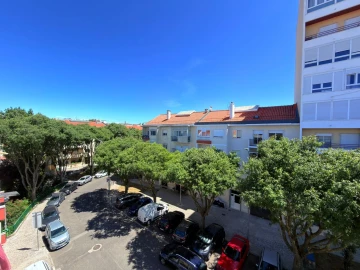 Apartamento T2 para Venda em Venteira