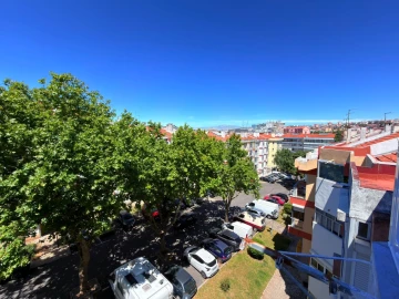 Apartamento T2 para Venda em Venteira