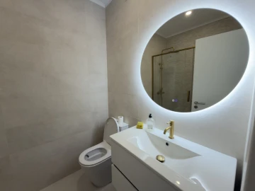 Apartamento T2 para Venda em Venteira