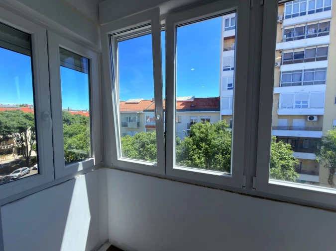 Apartamento T2 para Venda em Venteira Foto 6