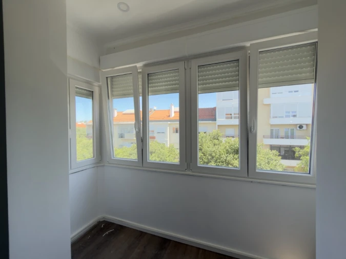 Apartamento T2 para Venda em Venteira Foto 18