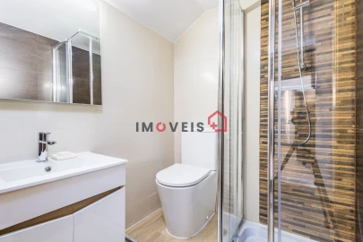Apartamento T0 para Venda em Nazare