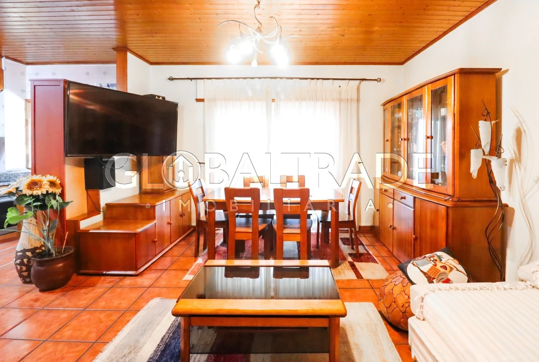 Apartamento T3 para Venda em Rio Tinto Foto 3