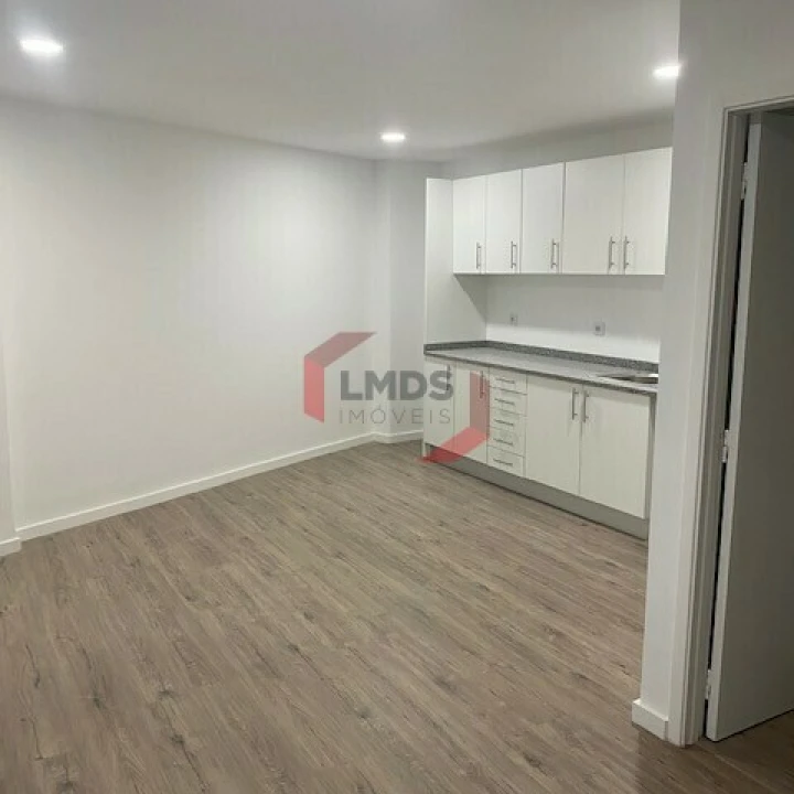 Apartamento T1 para Venda em Matosinhos e Leça da Palmeira Foto 1