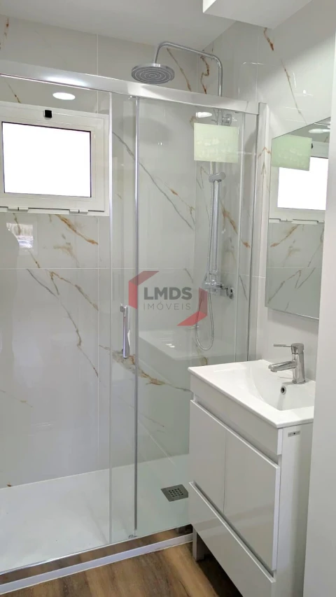 Apartamento T2 para Venda em Ramalde