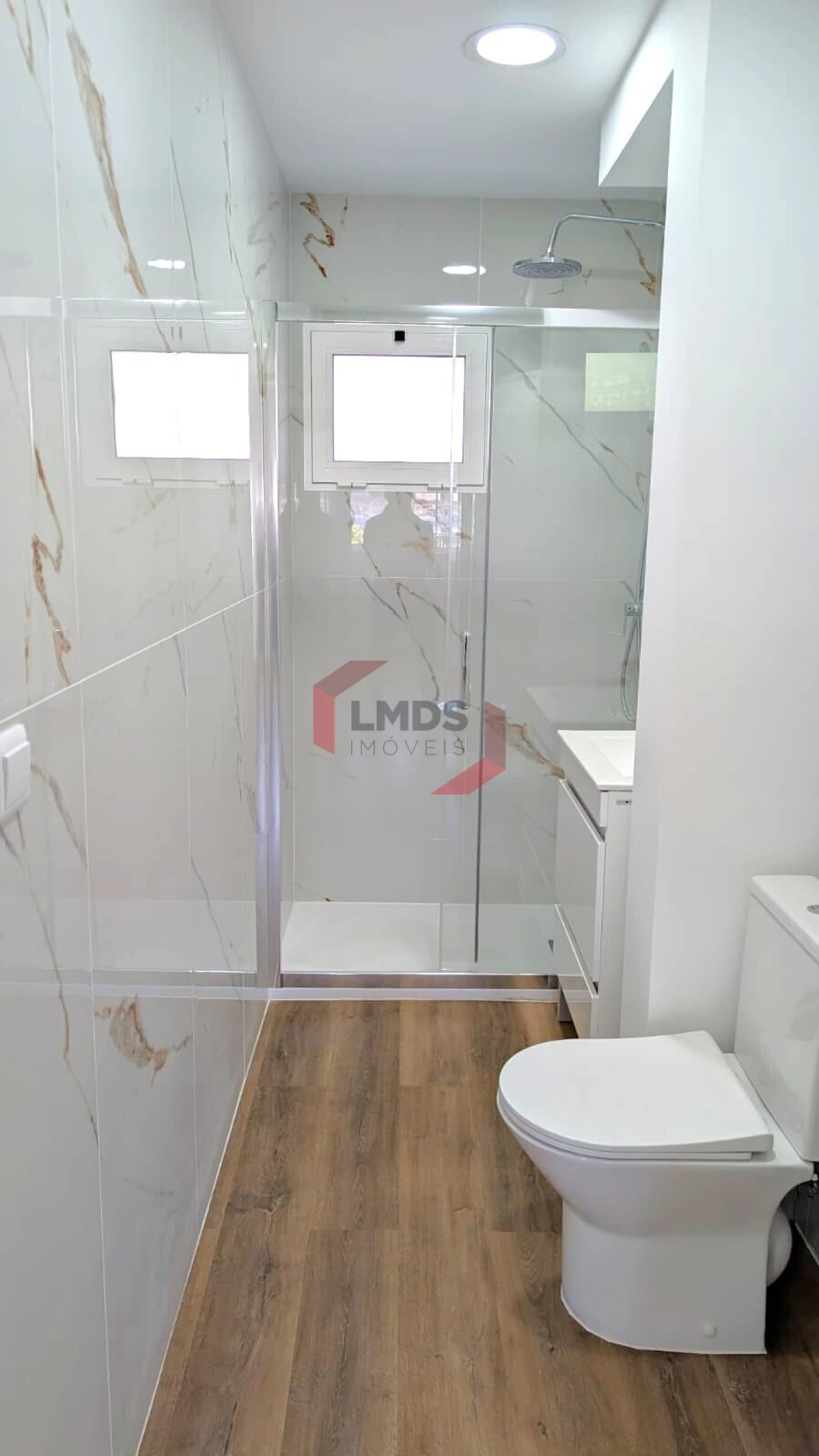 Apartamento T2 para Venda em Ramalde Foto 8