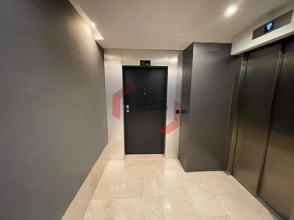 Apartamento T3 para Venda em Ramalde Foto 13