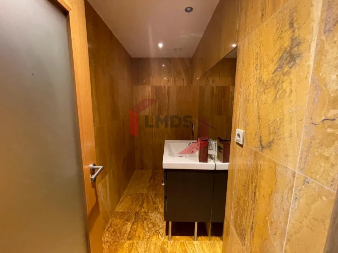 Apartamento T3 para Venda em Ramalde Foto 11