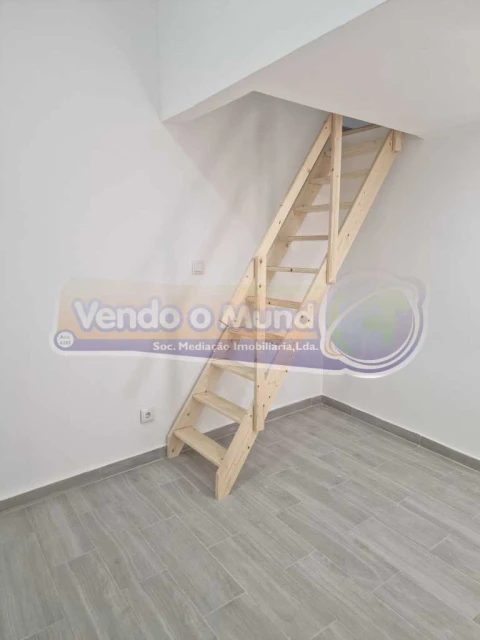 Quinta T9 para Venda em Alverca do Ribatejo e Sobralinho