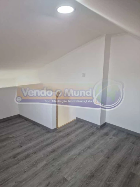 Quinta T9 para Venda em Alverca do Ribatejo e Sobralinho