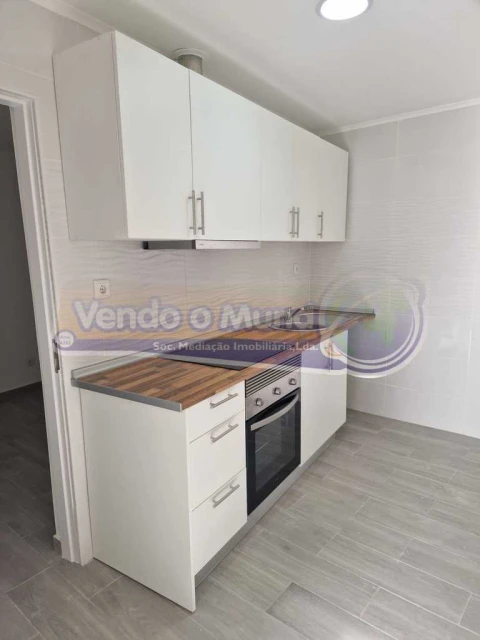 Quinta T9 para Venda em Alverca do Ribatejo e Sobralinho