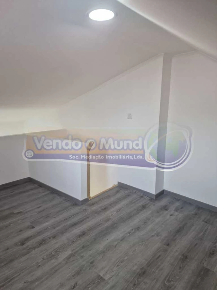 Quinta T9 para Venda em Alverca do Ribatejo e Sobralinho Foto 15