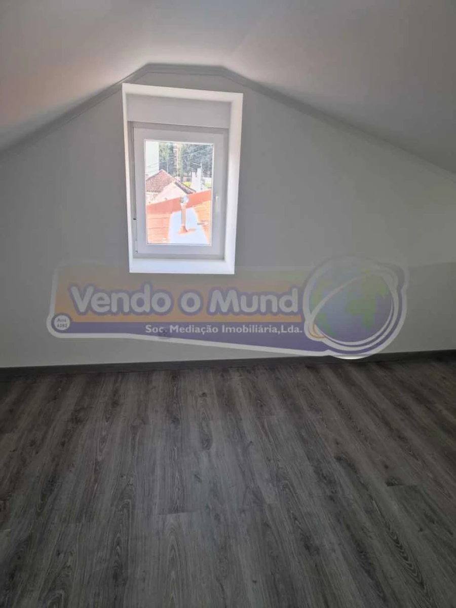 Quinta T9 para Venda em Alverca do Ribatejo e Sobralinho Foto 16
