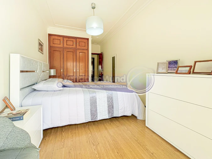 Apartamento T2 para Venda em Vila Franca de Xira Foto 16