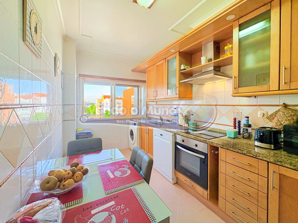Apartamento T2 para Venda em Vila Franca de Xira Foto 14
