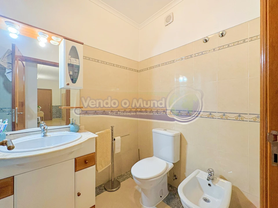 Apartamento T2 para Venda em Vila Franca de Xira Foto 20