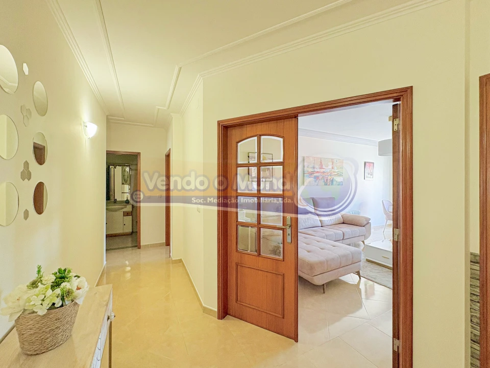 Apartamento T2 para Venda em Vila Franca de Xira Foto 11