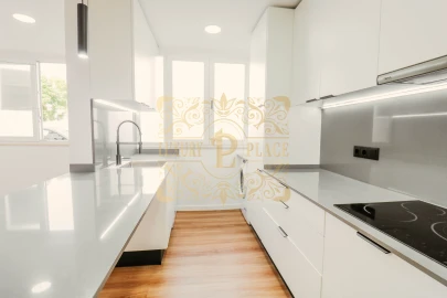 Apartamento T3 para Venda em Sesimbra (Santiago)