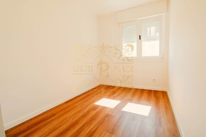 Apartamento T3 para Venda em Sesimbra (Santiago)