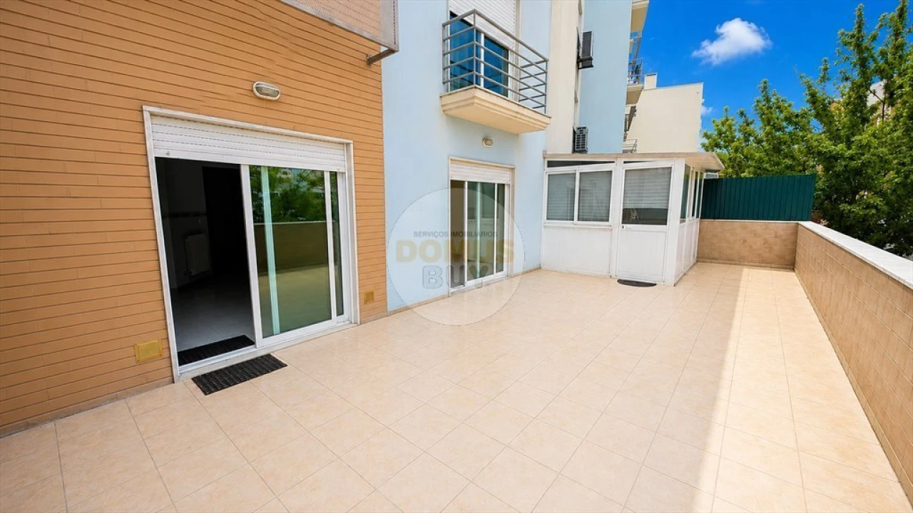 Apartamento T2 para Venda em Seixal, Arrentela e Aldeia de Paio Pires Foto 4