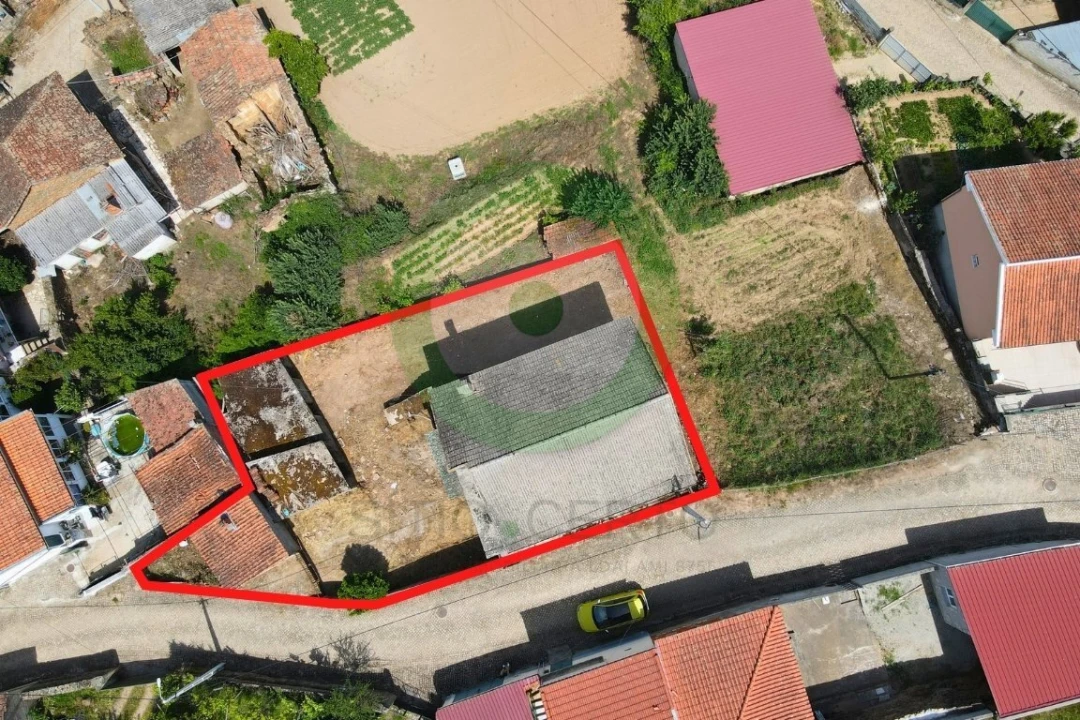 Moradia T3 para Venda em Abambres Foto 6