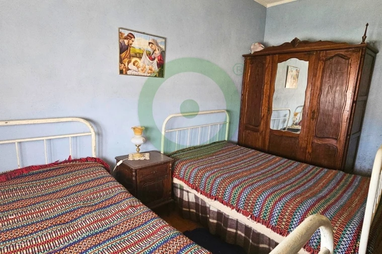 Moradia T3 para Venda em Abambres Foto 13