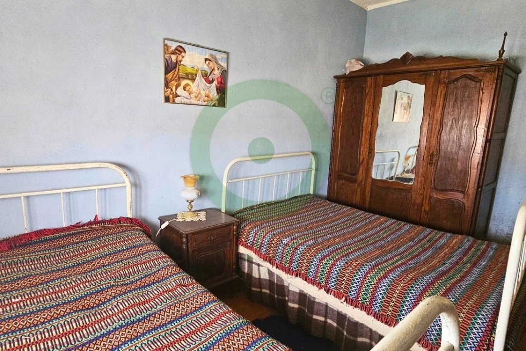 Moradia T3 para Venda em Abambres Foto 13
