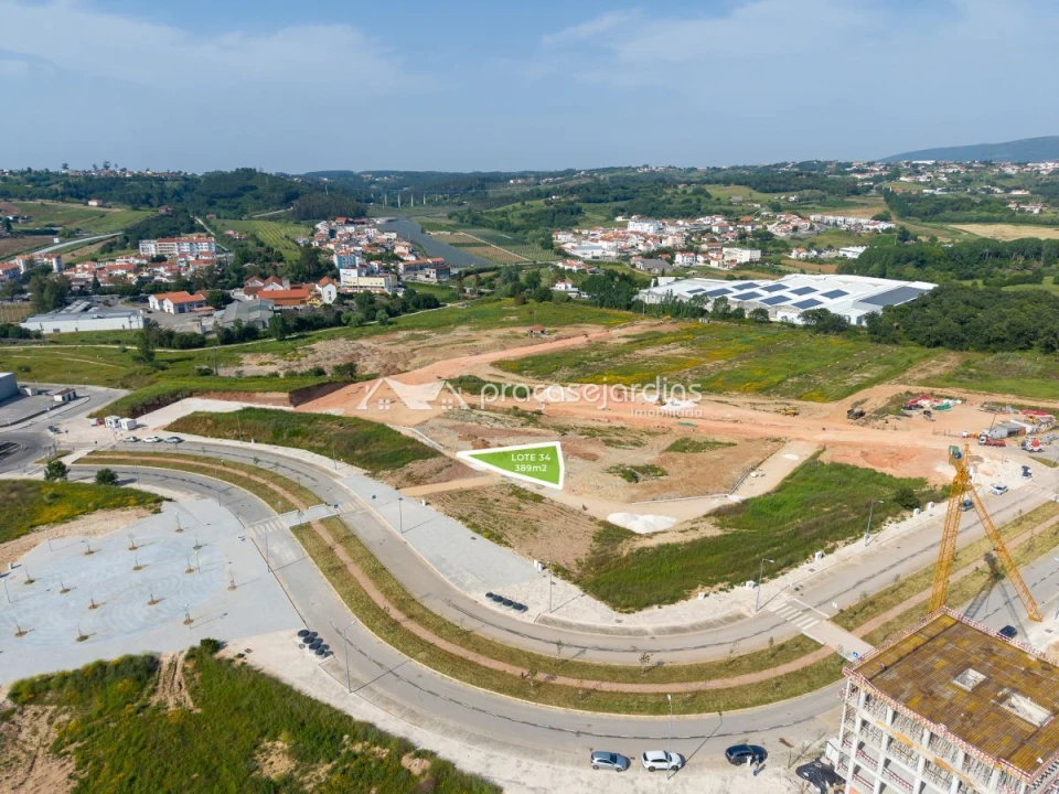 Terreno para Venda em Evora de Alcobaça Foto 2