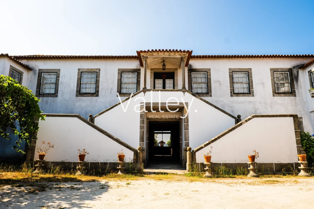 Quinta T6 para Venda em Gondifelos, Cavalões e Outiz Foto 9