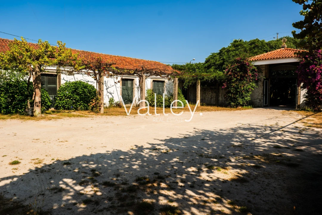 Quinta T6 para Venda em Gondifelos, Cavalões e Outiz Foto 7